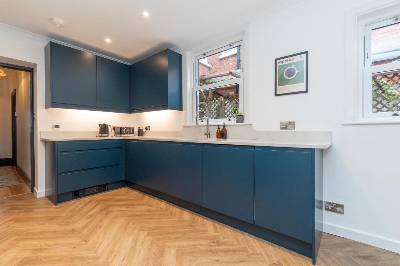 Сasa de vacaciones Athelstan Townhouse - A Chic Townhouse In The Heart Of Historical 5mins To Centre *