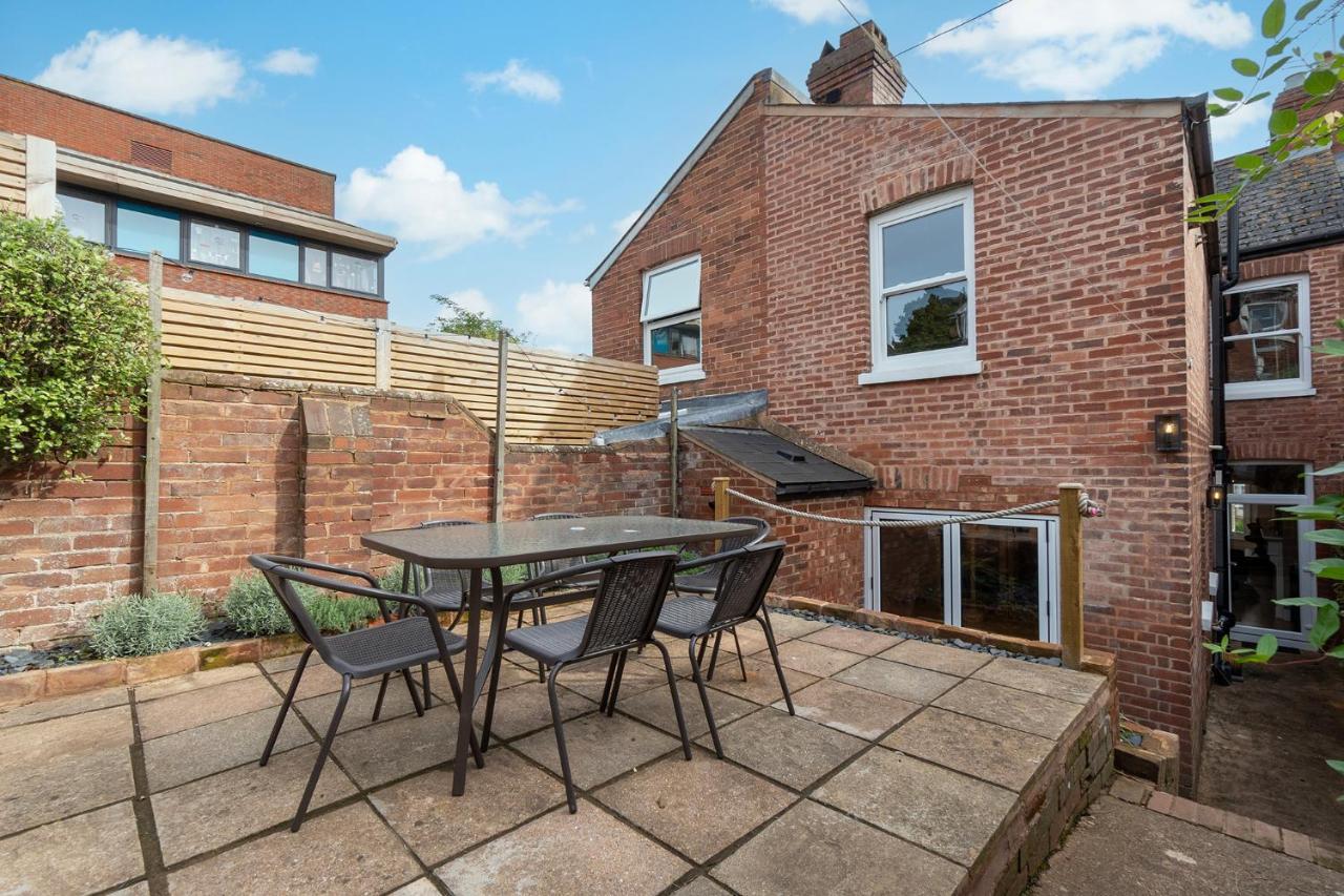 Athelstan Townhouse - A Chic Townhouse In The Heart Of Historical 5mins To Centre Сasa de vacaciones Exeter
